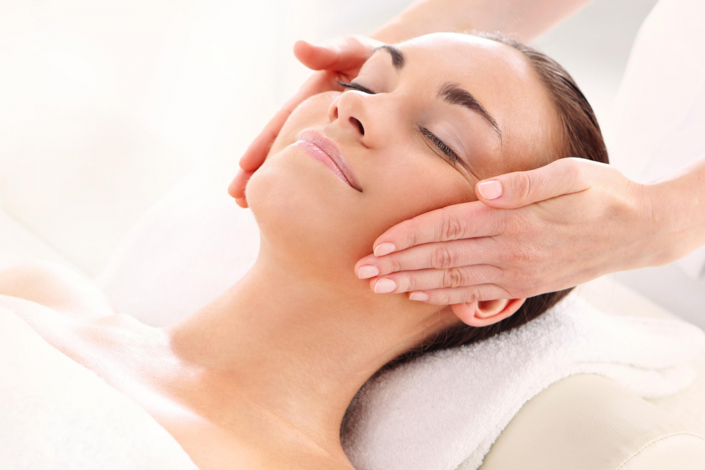 Relaxation Facial Massage - Advanced Medical Aesthetics